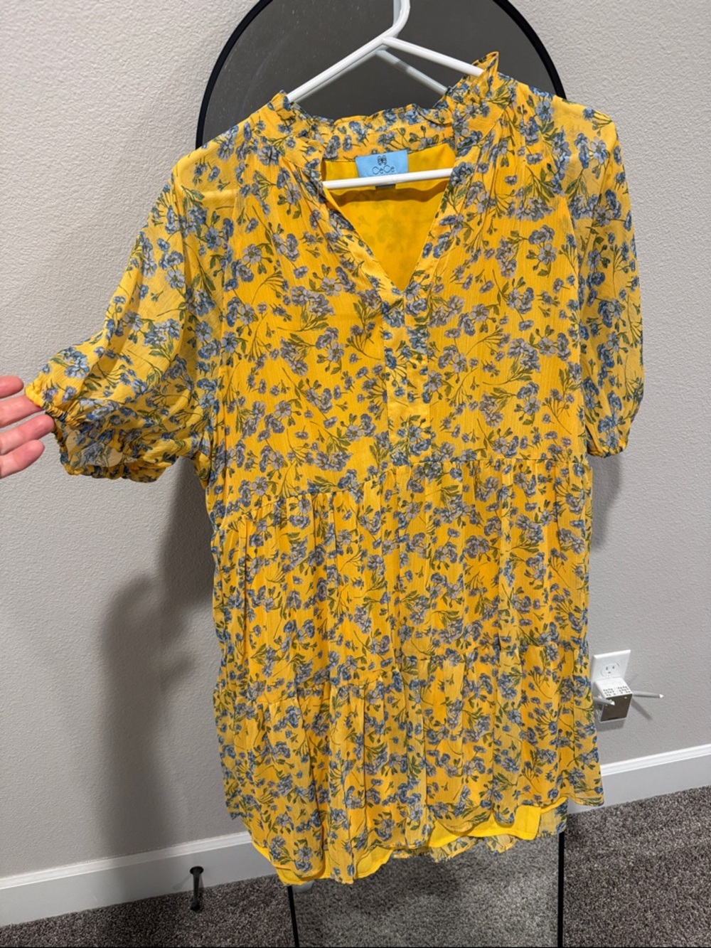 CeCe Floral Babydoll V-Neck Dress